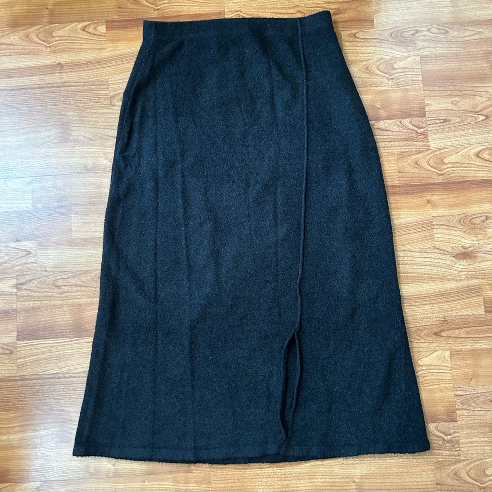 4/$15 Roni Bis wool skirt